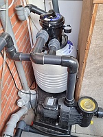 Jetzt ist die Filteranlage angeschlossen.